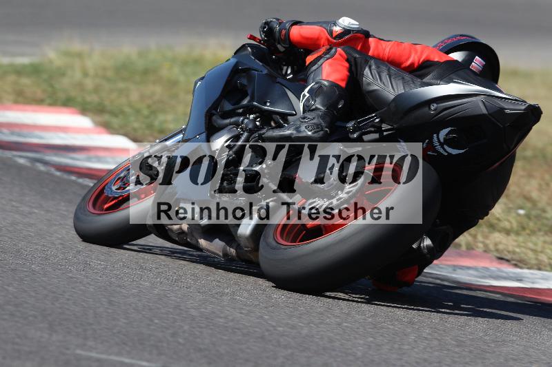 Archiv-2022/50 09.08.2022 MSS und TÖFF Track Day ADR/Gruppe gelb/backside